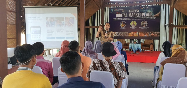 Akmil Digitalisasi Warga Desa di Magelang