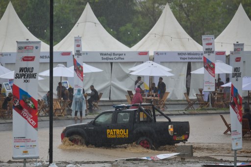 Balapan WSBK di Sirkuit Mandalika Tertunda karena Hujan Deras