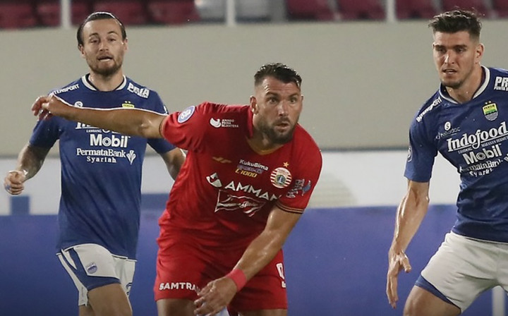 Tandukan Simic Bikin Persija Hentikan Tren Tak Terkalahkan Persib