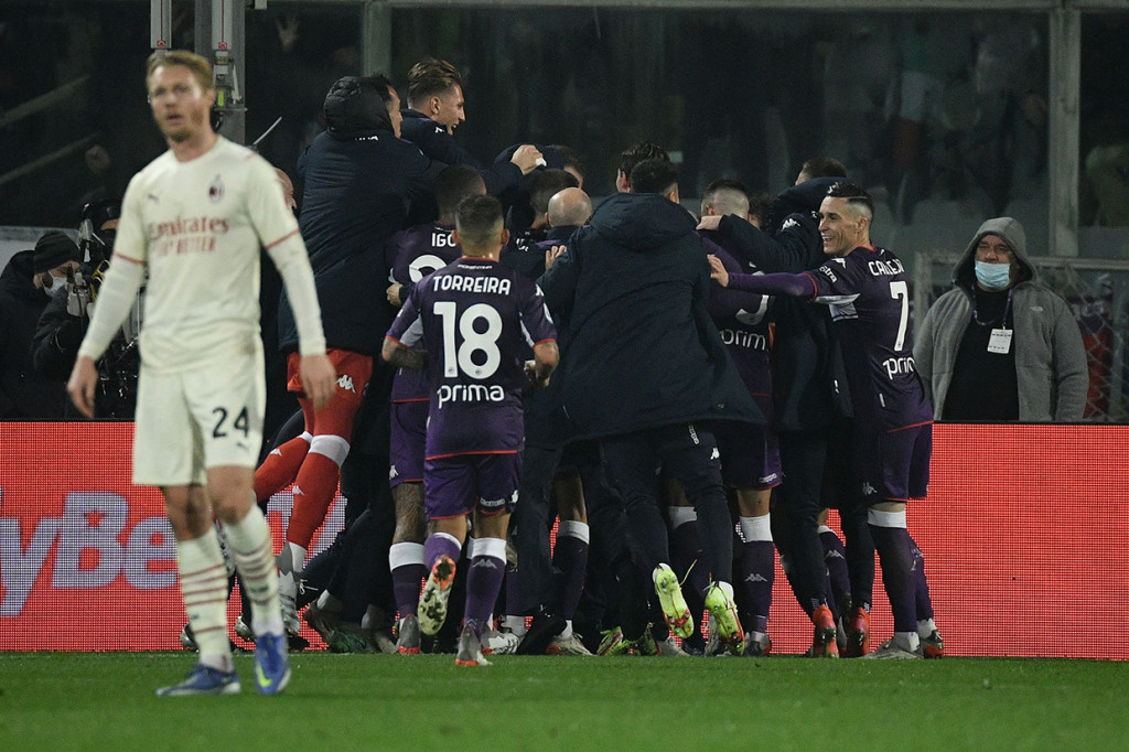 Fiorentina Vs AC Milan: Drama 7 Gol, Rossoneri Telan Kekalahan Perdana di Serie A