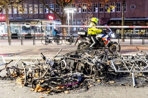 Polisi Belanda Tangkap 51 Orang dalam Aksi Protes Lockdown Covid-19