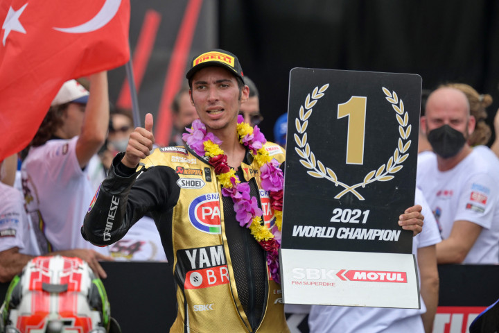 Foto: Toprak Razgatlioglu Juara Dunia WSBK 2021