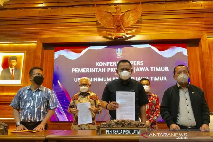 Jatim Tetapkan UMP 2022 Naik Rp22.790
