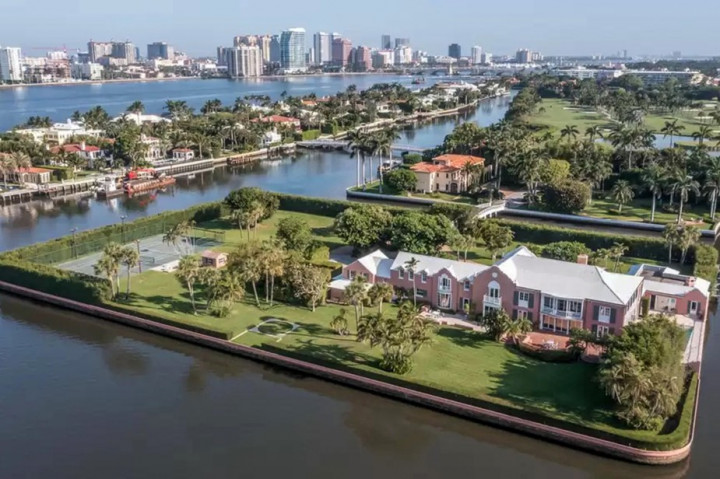 Wow! Ada Pulau Pribadi Dijual Rp2,9 Triliun, Gratis Rumah dan Renovasi