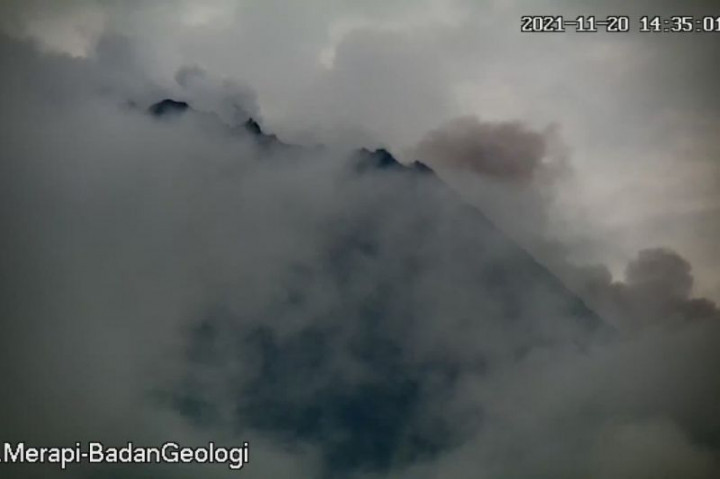Sepekan Lebih, Gunung Merapi Luncurkan Lava 269 Kali