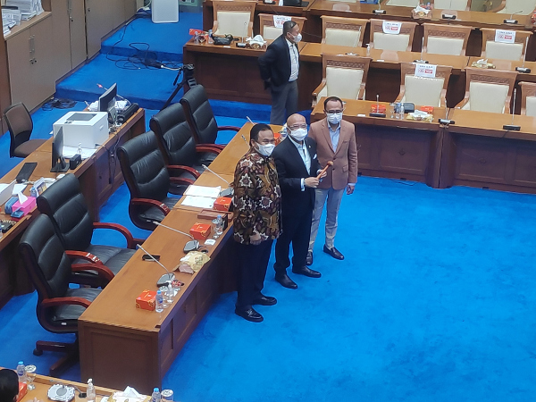 Komisi VII Sahkan Pimpinan Baru