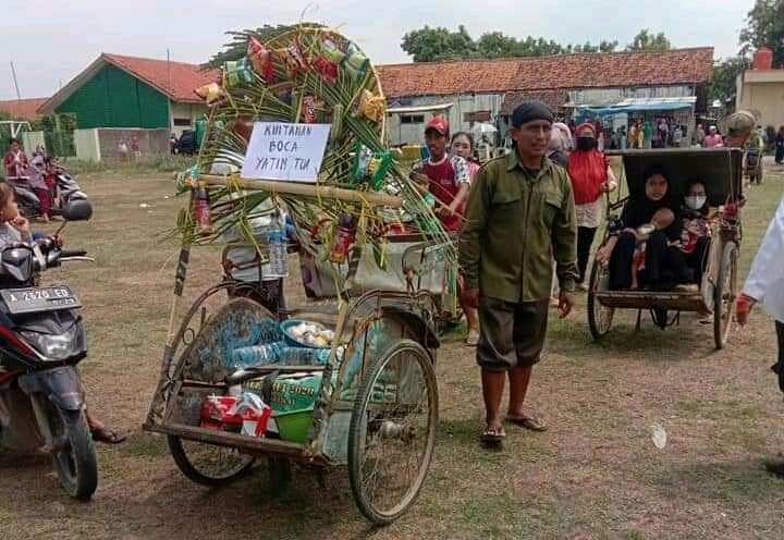 Seorang Tukang Becak Terpilih Jadi Kepala Desa di Cirebon