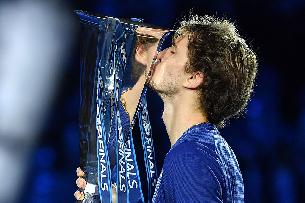 Tenis: Zverev juarai ATP Finals setelah Kalahkan Medvedev
