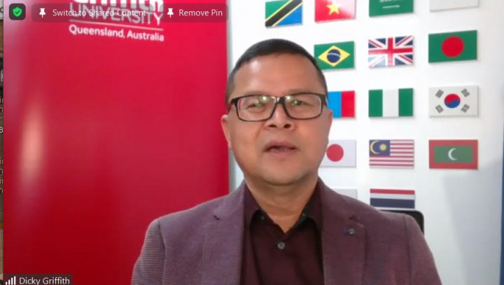 Epidemiolog: Negara Maju Sudah Mulai Vaksinasi <i>Booster</i> bagi Lansia