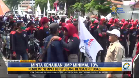 Tolak Kenaikan Tipis UMP 2022, Demo Buruh di Bandung & Surabaya Nyaris Rusuh