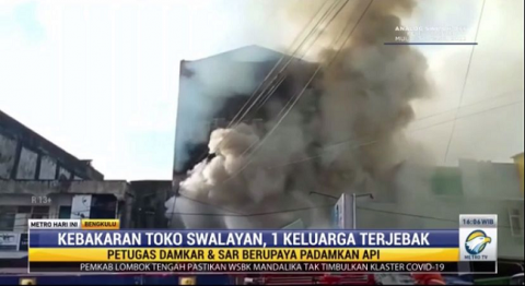 Kebakaran Toko Swalayan di Bengkulu, 1 Keluarga Terjebak di Dalam Toko