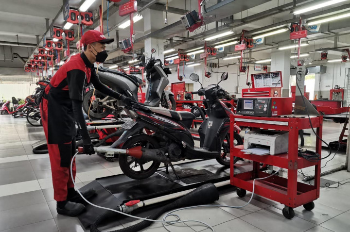 Begini Proses Uji Emisi Sepeda Motor