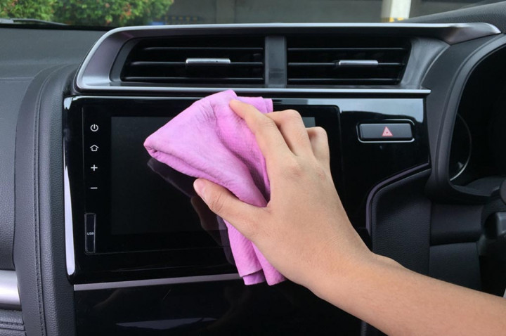 Cara Usir Bau Tak Sedap Di Mobil, Ternyata Mudah
