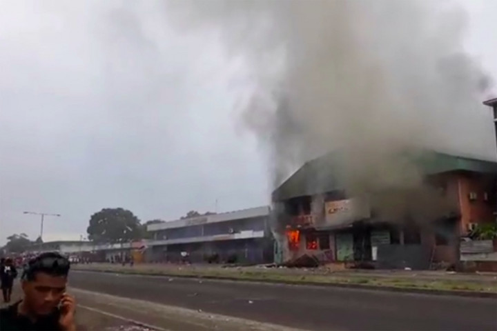 Kepulauan Solomon Diwarnai Kerusuhan, Perdana Menteri Didesak Mundur