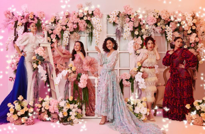 Rayakan Film Encanto, Disney Indonesia Pamerkan Gaun Khusus Karya Barli Asmara