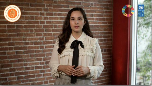 Chelsea Islan dan atlet Defia Rosmaniar Kampanye Antikekerasan Terhadap Perempuan