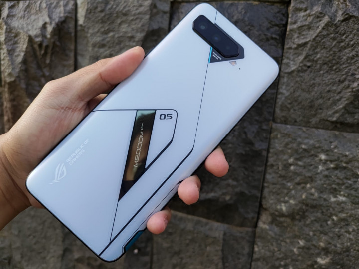 Review Asus ROG Phone 5 Ultimate, Smartphone Gaming yang Makin Sempurna