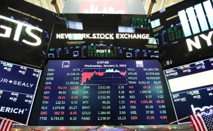 Regulator Tiongkok Lakukan Lobi untuk Hindari Perusahaan Ditendang dari Bursa AS