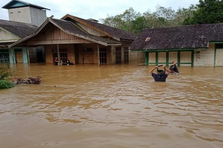 248 Rumah Warga Bima Terendam Banjir