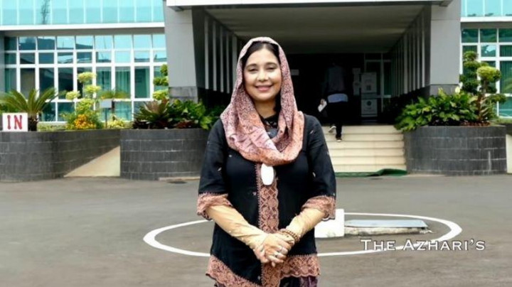 Ayu Azhari Ingin Berbagi Inspirasi lewat Youtube