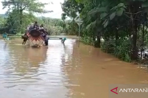 Polres Sukabumi Siaga Penanggulangan Banjir di Tiga Kampung