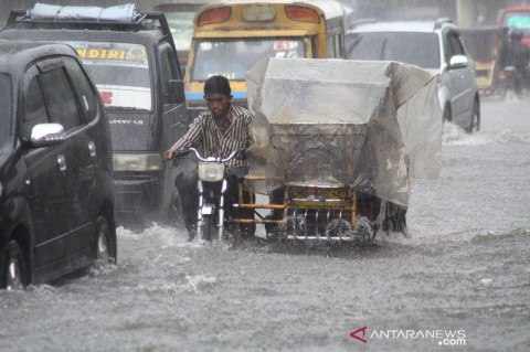 Hujan Lebat Diprediksi Melanda Sejumlah Kota Besar