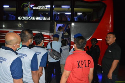 Berisiko Tinggi, 34 Napi Jatim Dikirim ke Nusakambangan