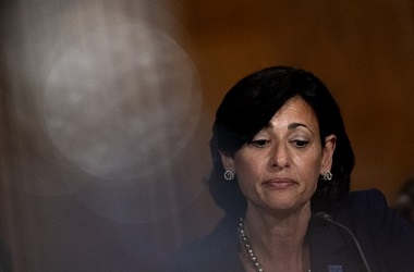 Tangkal Varian Omicron, CDC Serukan Semua Orang Dewasa Terima Booster