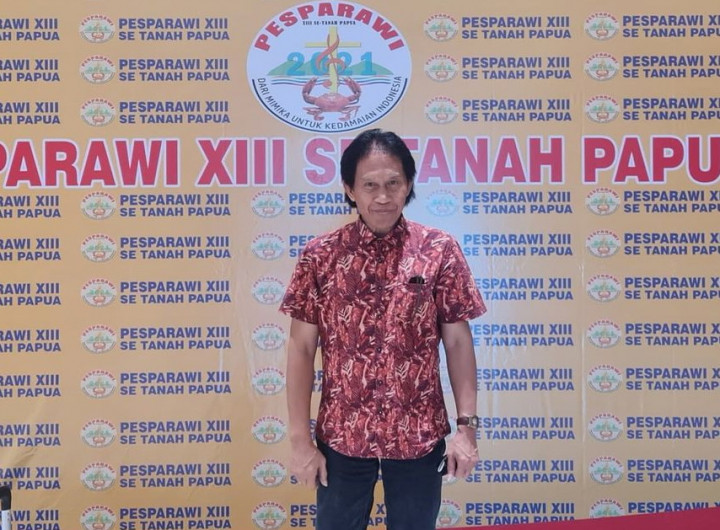 Bens Leo Dimakamkan, Istri: Tuhan Lebih Sayang Dia