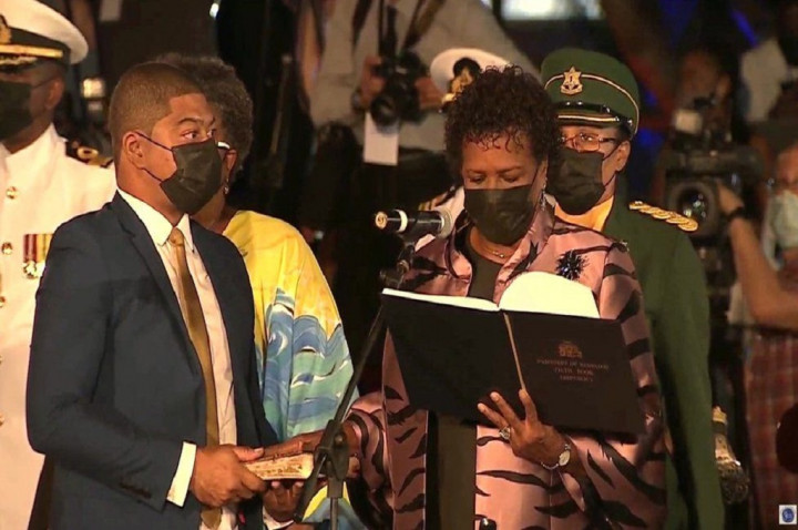 Barbados Resmi Jadi Republik, Ratu Elizabeth II Sampaikan Pesan Hangat