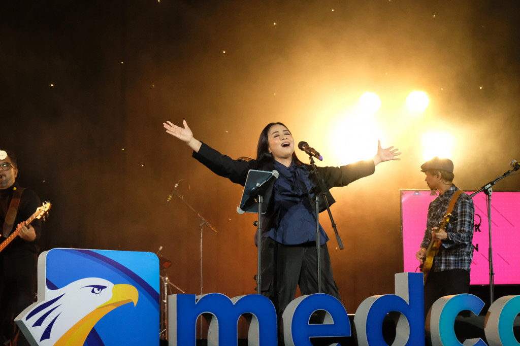 Foto: Cokelat dan Astrid Meriahkan HUT ke-4 Medcom.id