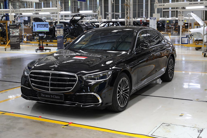 Pemerintah Minta Sedan Mewah Juga Diekspor