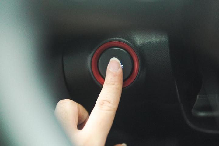 Baterai Keyless Lemah, Ini Trik Menyalakan Mobil