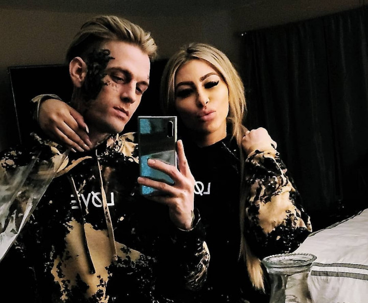 Aaron Carter Putuskan Tunangan Setelah Umumkan Kelahiran Anak
