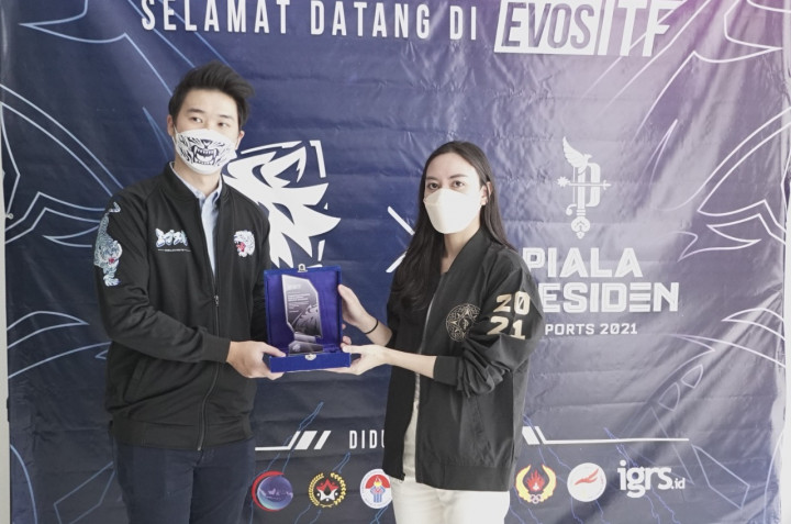 Kunjungi EVOS Integrated Training Facility, Pemerintah Komitmen Kembangkan Potensi Atlet Esports Nasional