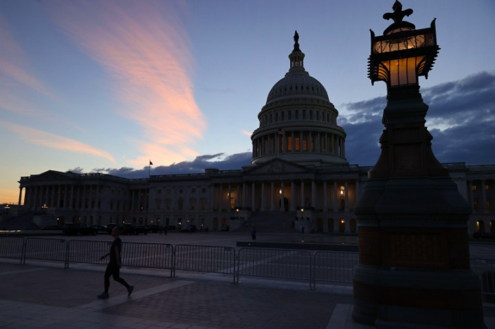 AS Cegah Penutupan Pemerintahan Sehari Jelang Tenggat Waktu
