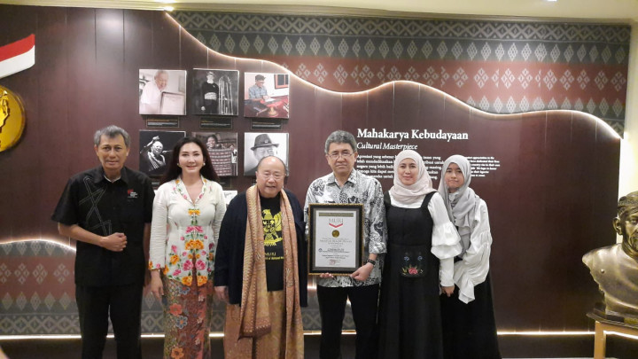 Puspeka Kemendikbudristek Raih Penghargaan Rekor Dunia dari MURI