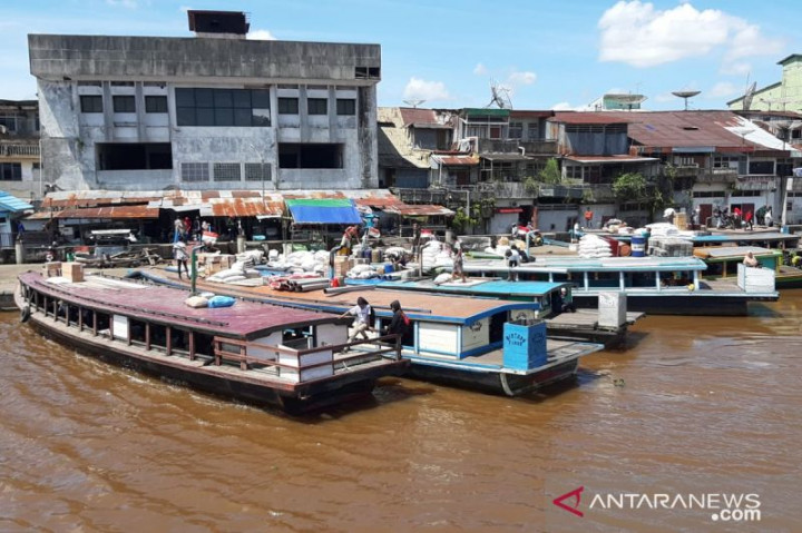 Kayong Utara Wajibkan Perjalanan saat Natal Tunjukkan Kartu Vaksin