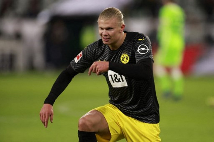 Borussia Dortmund Disebut Doakan Haaland takkan Hengkang