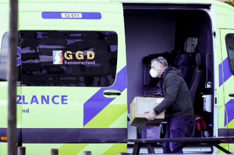 Belanda Sebut 18 Penumpang Pesawat dari Afsel Terinfeksi Omicron