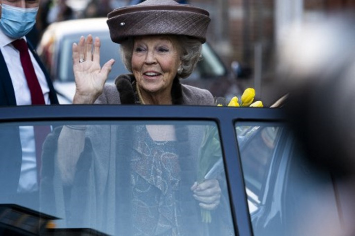 Mantan Ratu Belanda Positif Terinfeksi Covid-19