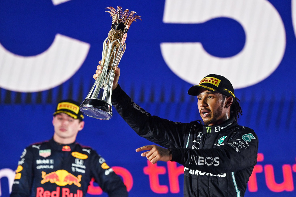 Juara F1 GP Arab Saudi, Hamilton Samai Poin Verstappen