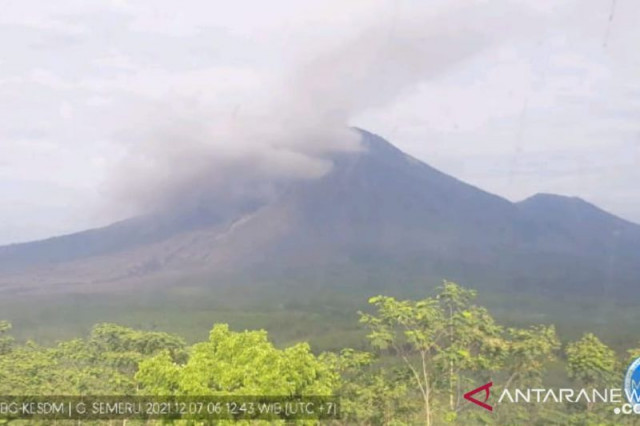Get Cuaca Gunung Semeru Hari Ini Gif