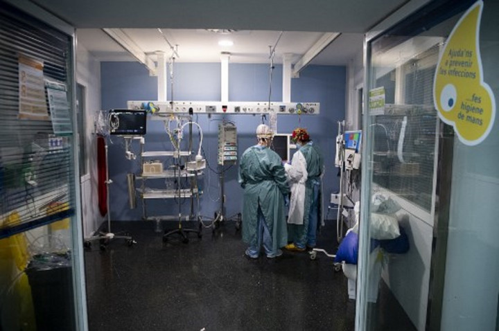 68 Tenaga Kesehatan di Spanyol Positif Covid-19 Usai Pesta Natal