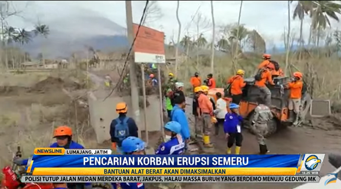 Bantuan Alat Berat Dimaksimalkan untuk Cari Korban Erupsi Semeru
