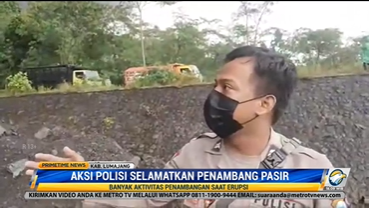 Aksi Polisi Selamatkan Penambang Pasir saat Erupsi Gunung Semeru