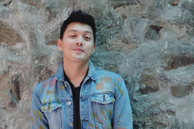 Main Film Pertama Kali, Dirly Mengaku Ketagihan