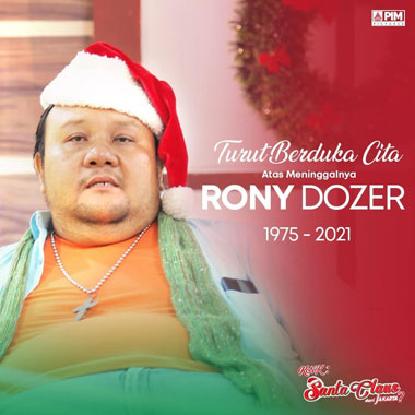 Istri Almarhum Rony Dozer Terima Tali Asih dari Film Santa Claus dari Jakarta