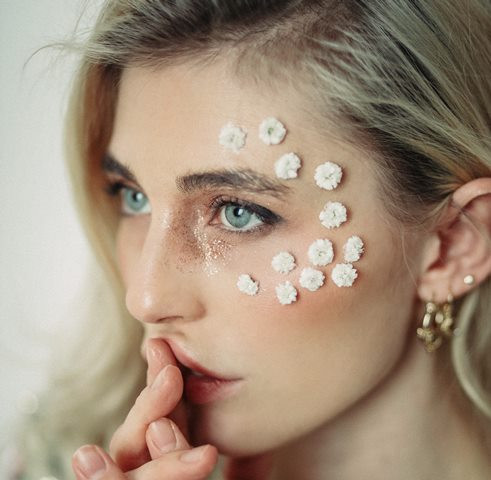 5 Cara Menghilangkan Sariawan Ini Enggak Pakai Ribet