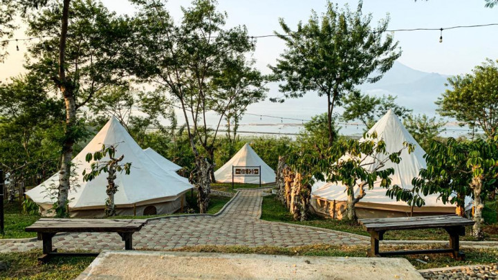 Perbedaan Fasilitas dari Hotel, Resort, Vila, Homestay, hingga Glamping